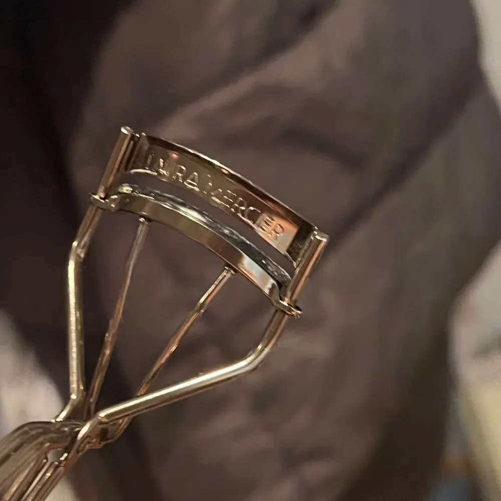 Laura mercier eyelash curler